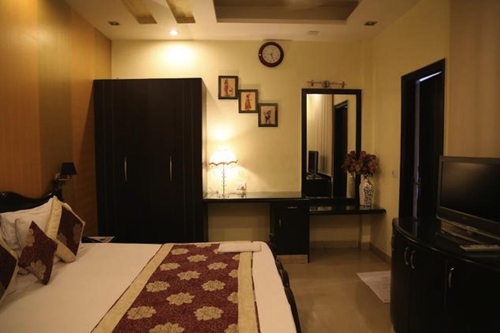 Hotel Universe Inn New Delhi Værelse billede